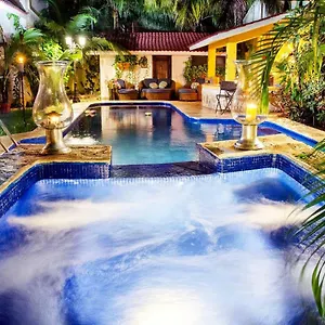 Bed & Breakfast Hacienda Boutique And Solo Adultos, Cozumel